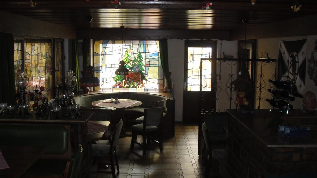 Black Bear Bikers Pub-Hotel Kempfeld ภายนอก รูปภาพ